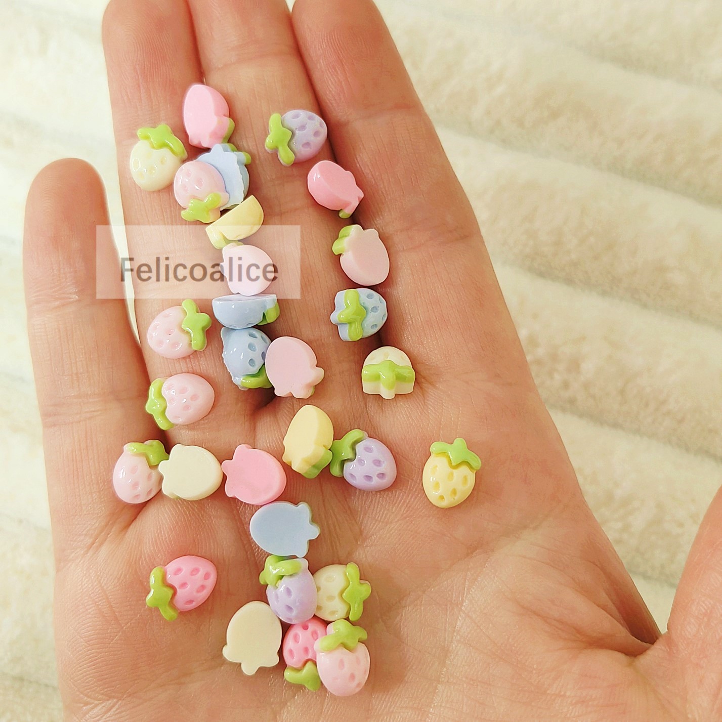30 Pezzi Nuovi Graziosi Orname - Flower Preservation Resin recensione e prezzo